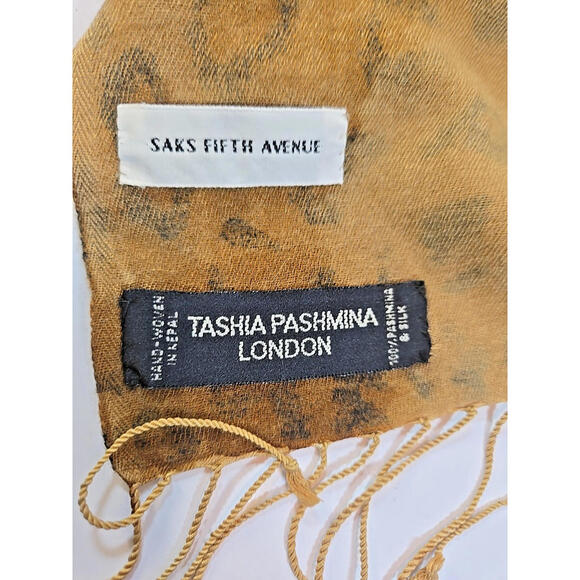 Tashia Pashmina London Scarf Wrap Shawl Saks 5th Ave Animal Print 78" X 34" Rect - Picture 3 of 4
